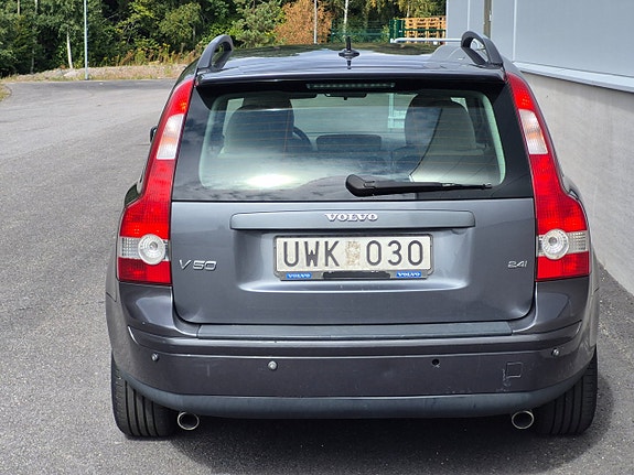 Volvo V50 8 of 13