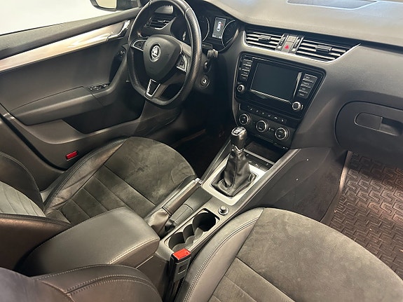 Skoda Octavia 6 of 10
