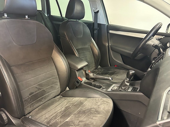 Skoda Octavia 5 of 10
