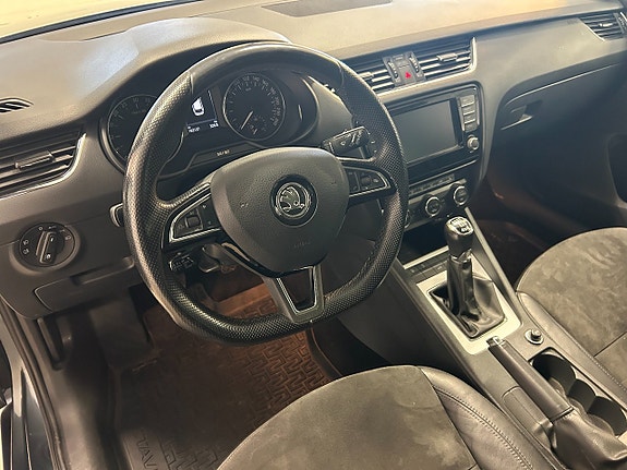 Skoda Octavia 8 of 10