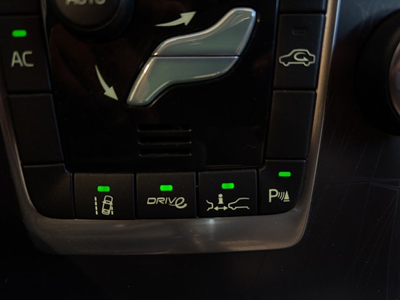 Volvo V60 20 of 25