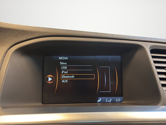 Volvo V60 19 of 25
