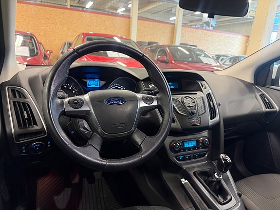 Ford Focus 4 of 13
