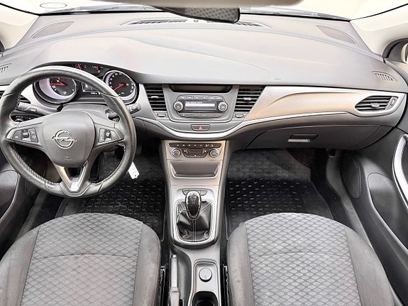 Opel Astra 2 of 27