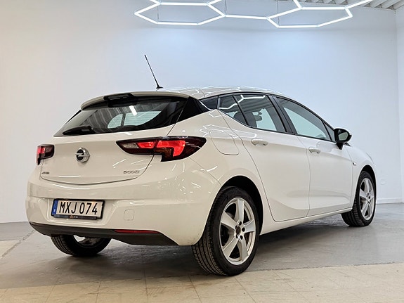 Opel Astra 6 of 27