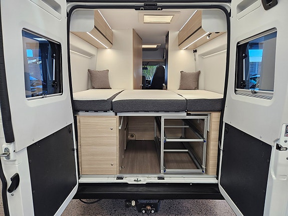 Adria Twin 600 SP Axess / Solceller / Kamera / Drag / Höstpris 20 of 24