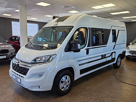 Adria Twin 600 SP Axess / Solceller / Kamera / Drag / Höstpris 3 of 24