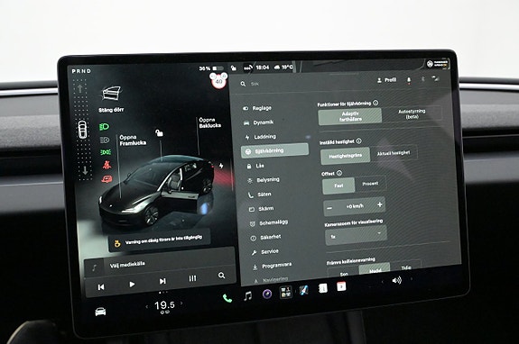 Tesla Model 3 10 of 27