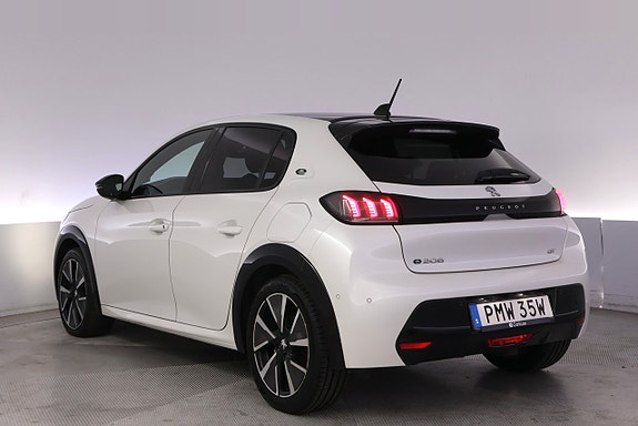 Peugeot e-208 4 of 27