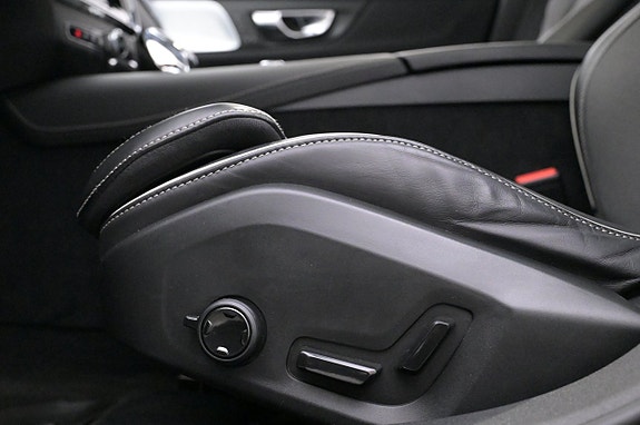 Volvo V60 14 of 27