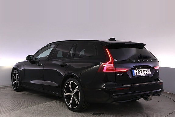 Volvo V60 4 of 27