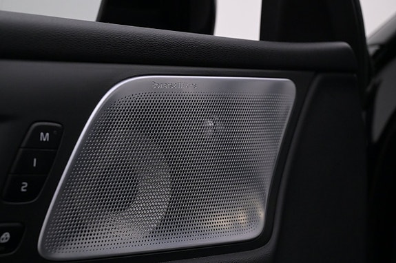 Volvo V60 13 of 27