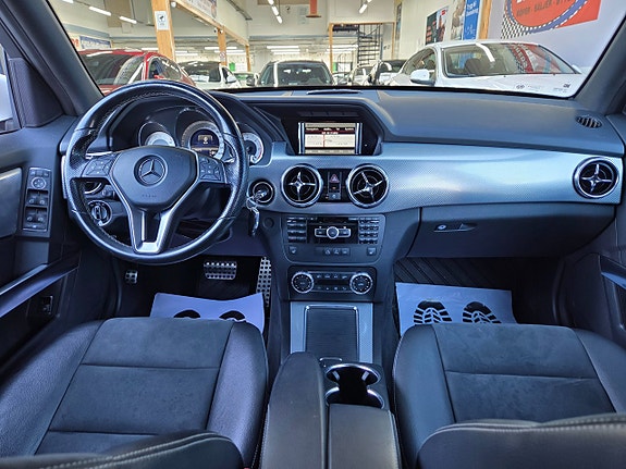 Mercedes-Benz GLK220 18 of 18