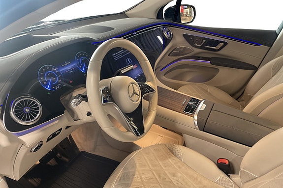 Mercedes-Benz EQS580 SUV 8 of 19