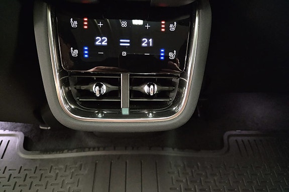 Volvo ES90 19 of 20