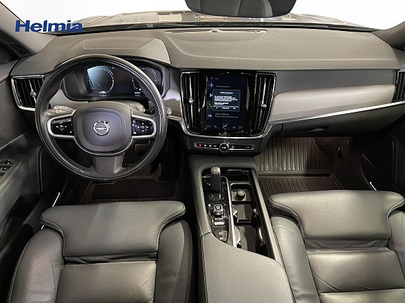Volvo V90 Cross Country 10 of 17
