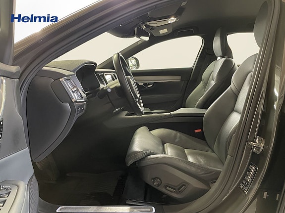 Volvo V90 Cross Country 9 of 17