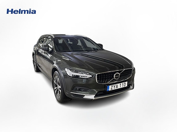 Volvo V90 Cross Country 7 of 17