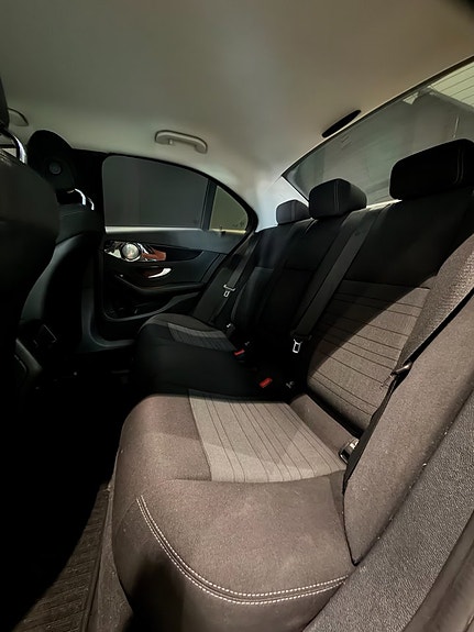 Mercedes-Benz C220 d 9 of 14