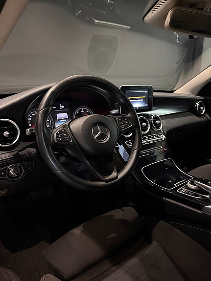 Mercedes-Benz C220 d 11 of 14
