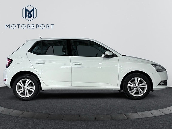 Skoda Fabia 6 of 17