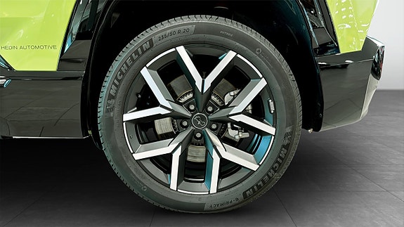 Jeep Compass 9 of 16
