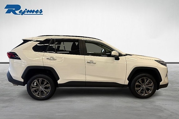 Toyota RAV4 19 of 21