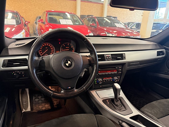 BMW 320d 8 of 15