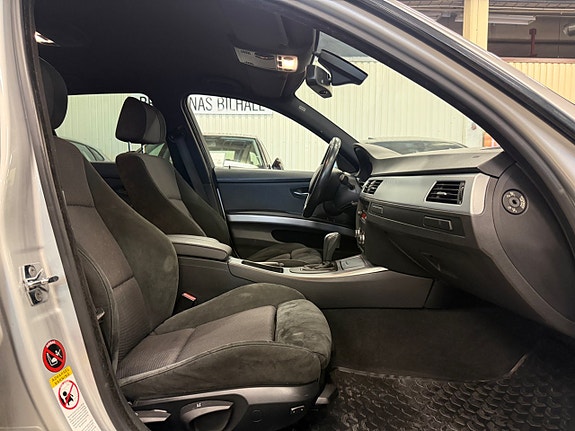 BMW 320d 10 of 15