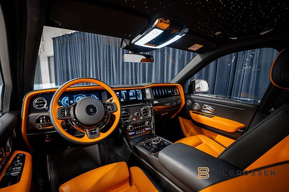 Rolls Royce Cullinan 23 of 30
