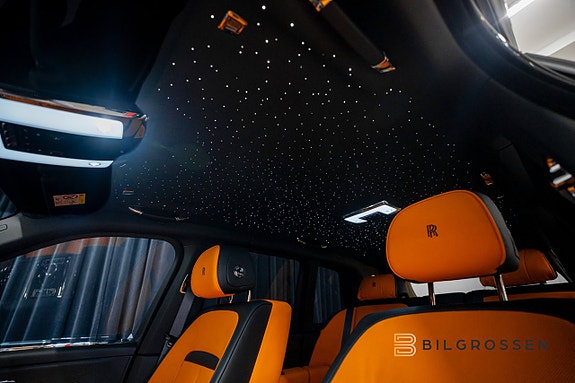 Rolls Royce Cullinan 30 of 30