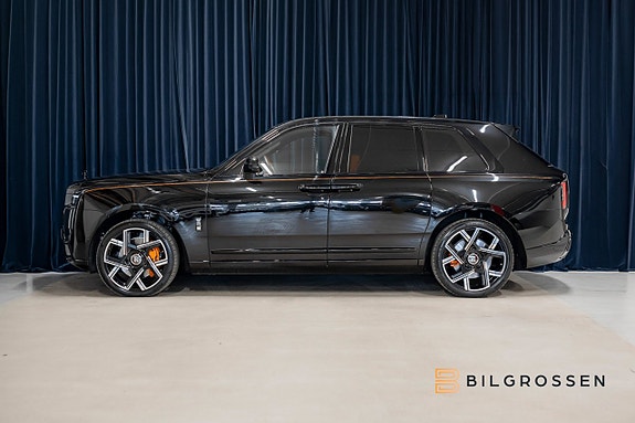 Rolls Royce Cullinan 2 of 30