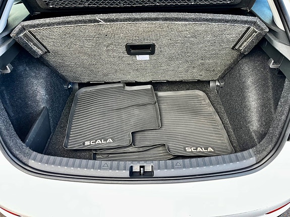 Skoda Scala 12 of 12