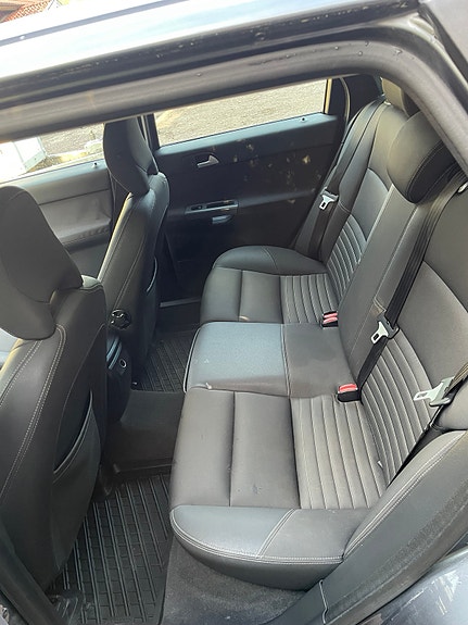 Volvo V50 7 of 7