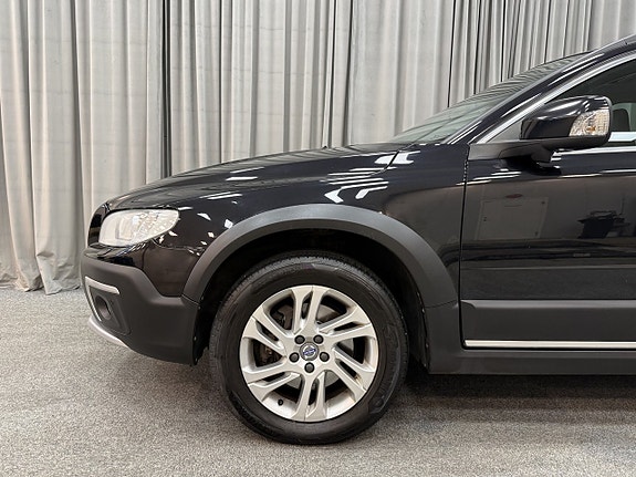 Volvo XC70 4 of 19