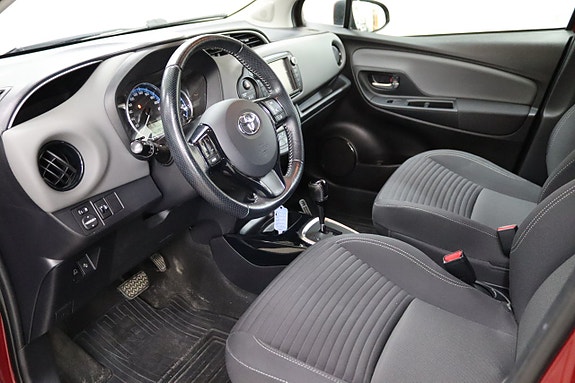 Toyota Yaris 9 of 21