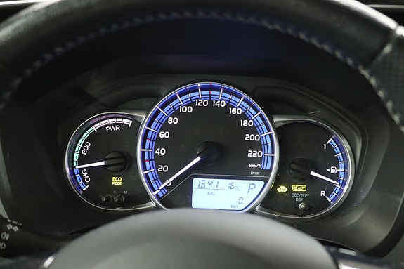 Toyota Yaris 14 of 21