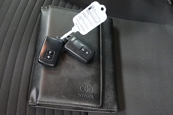 Toyota Yaris 20 of 21