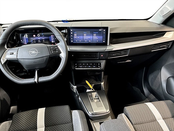 Opel Frontera 3 of 14