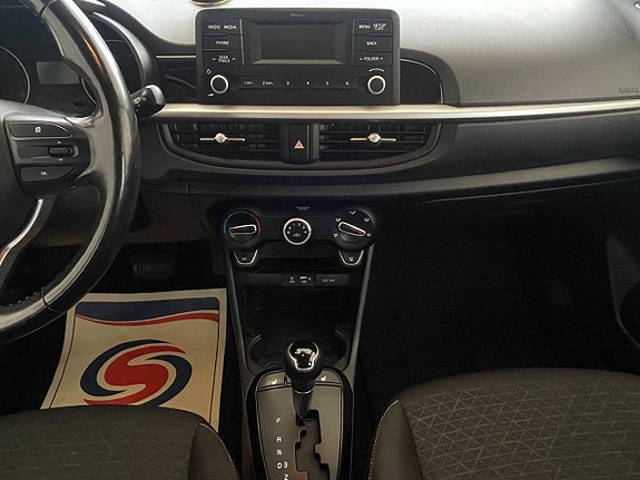 Kia Picanto 15 of 27