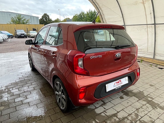 Kia Picanto 2 of 27