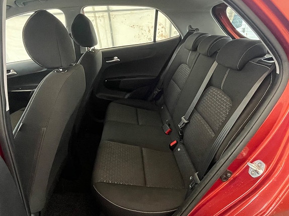 Kia Picanto 8 of 27