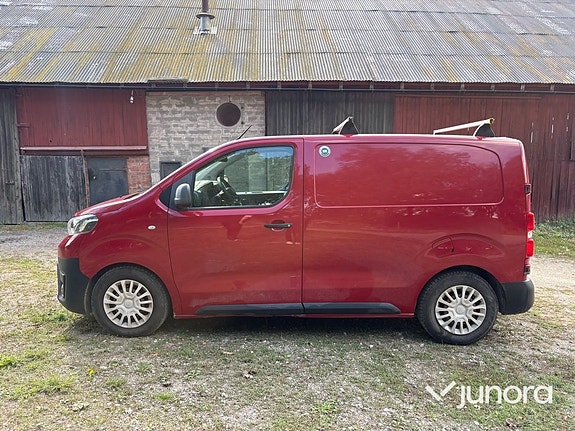 Toyota Proace 2 of 25