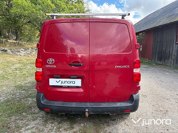 Toyota Proace 4 of 25