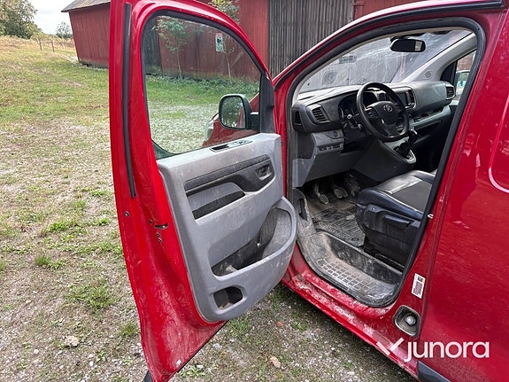 Toyota Proace 10 of 25