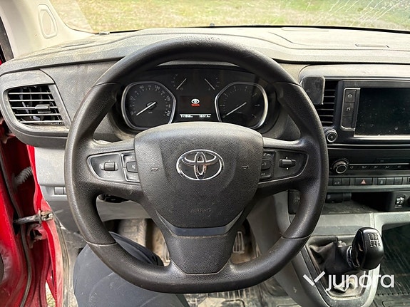 Toyota Proace 12 of 25