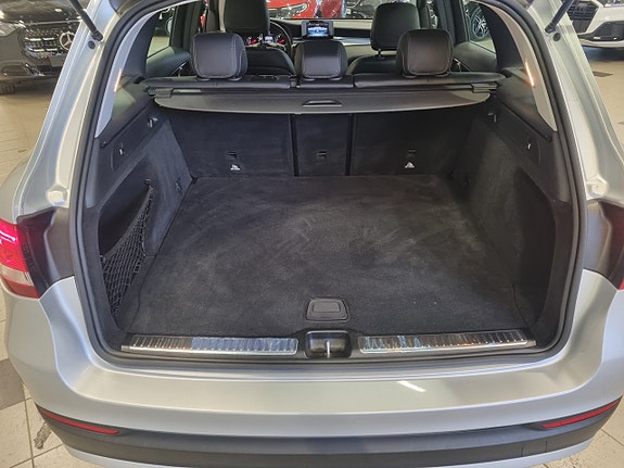 Mercedes-Benz GLC220 d 6 of 17