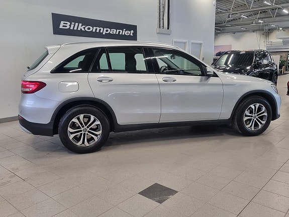 Mercedes-Benz GLC220 d 3 of 17