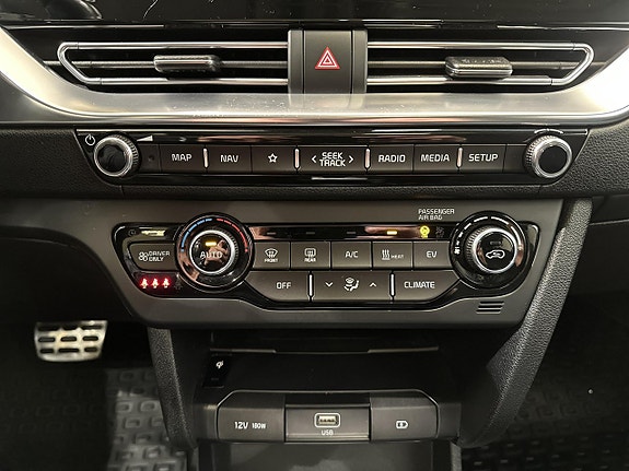 Kia e-Niro 13 of 19
