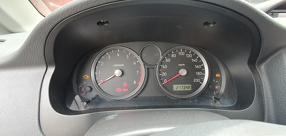 Suzuki Liana 8 of 9